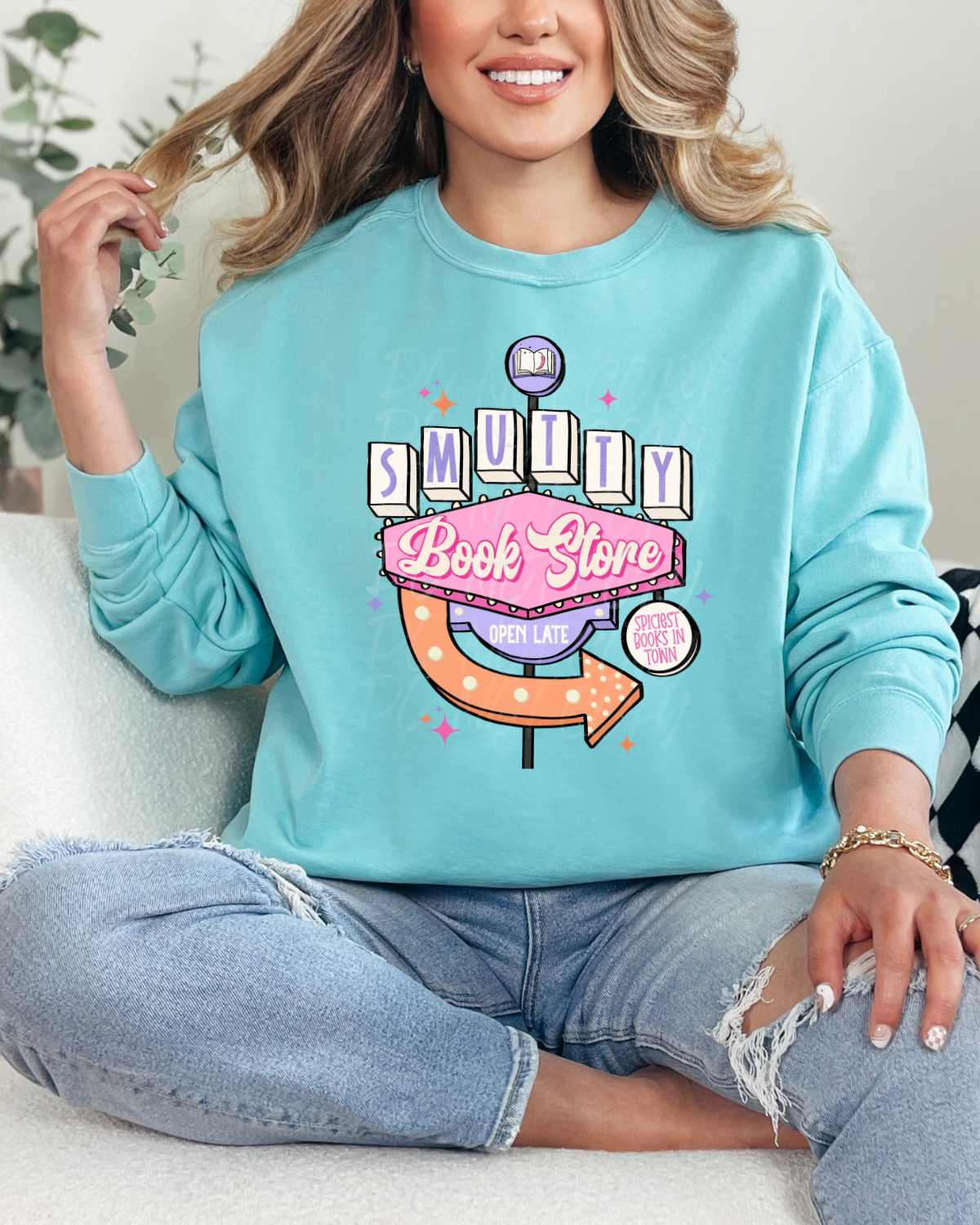 Meet me at the smutty bookstore Sweatshirt